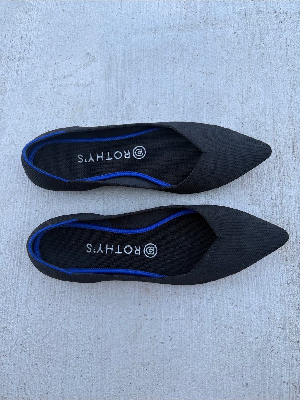 Rothy's Women's Black Pointed Toe Flats